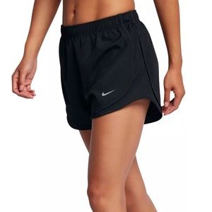 Nike Tempo Women's Brief-Lined Running Shorts
Black/black trim, Sizes: XS, S, L